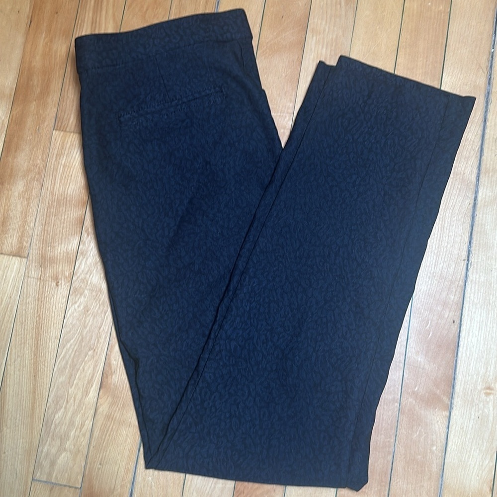 Anne Klein Stretch Pants, Clean Front, Black on Black Leopard Print (Sz 6)